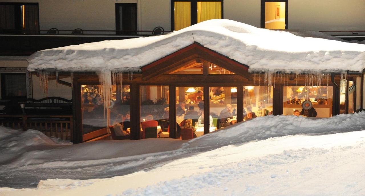 Ski In Ski Out Hotel Unterellmau سالباخ هينترغليم المظهر الخارجي الصورة
